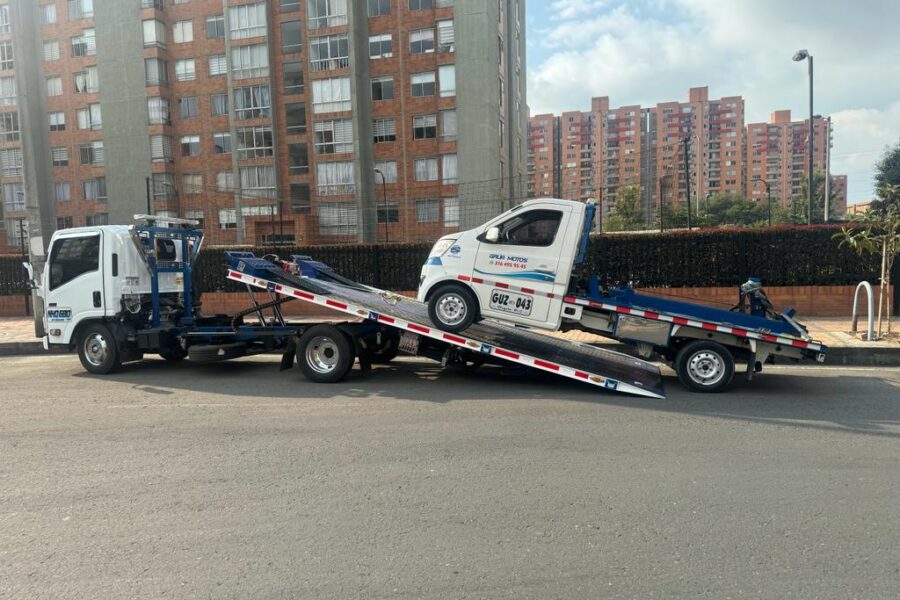 Servicio de Grúas en Bogotá - Asistencia Vehicular las 24 Horas